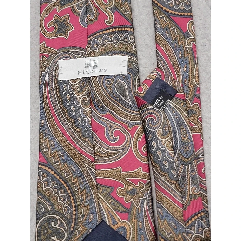 Vintage Higbee's Tie Mens Pink Paisley Made in USA‎ Classic Necktie Formal Dress